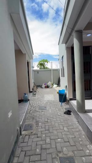 Apartment ya chumba kimoja inapangishwa Mwananyamala, Dar Es Salaam Apartment ya chumba kimoja inapangishwa Mwananyamala, Dar Es Salaam