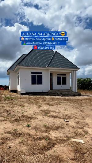 Nyumba ya vyumba vitatu inauzwa Kigamboni Kisarawe 2 Kibada, Dar Es Salaam (1000 sqm) Nyumba ya vyumba vitatu inauzwa Kigamboni Kisarawe 2 Kibada, Dar Es Salaam (1000 sqm)