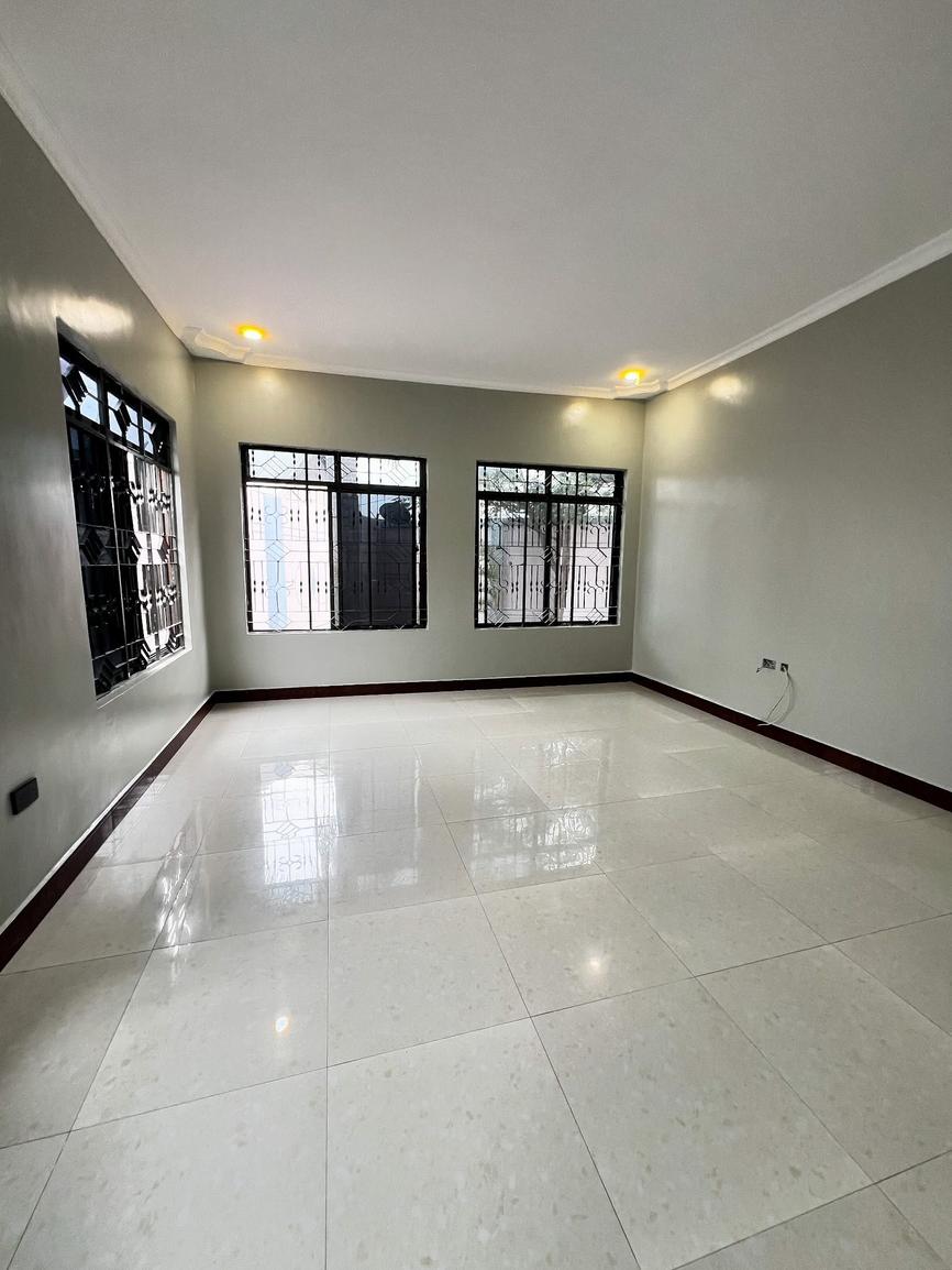 media -4