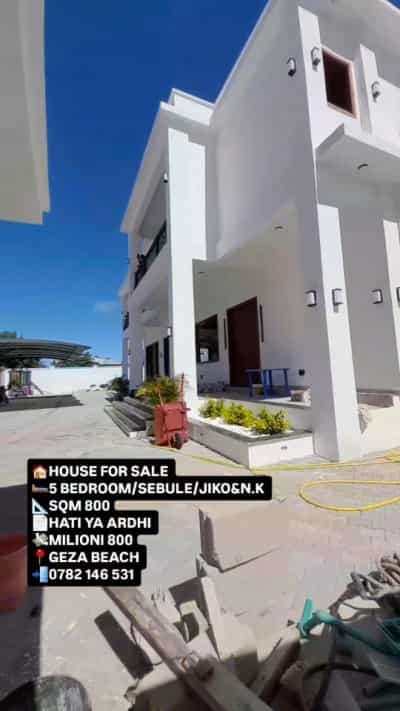 Nyumba ya vyumba vitano inauzwa Kigamboni - Geza Beach, Dar Es Salaam (800 sqm)
