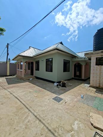 Nyumba ya vyumba vinne inapangishwa Goba, Dar Es Salaam