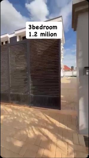 Apartment ya vyumba vitatu inapangishwa Makulu Osterbay, Dodoma Apartment ya vyumba vitatu inapangishwa Makulu Osterbay, Dodoma