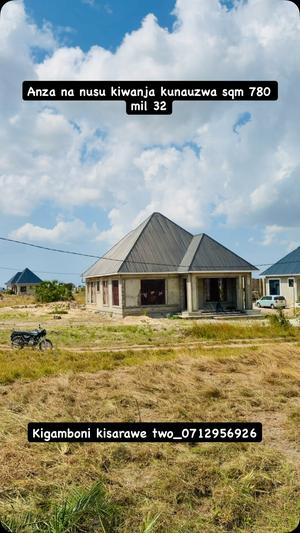 Kiwanja kinauzwa Kibada Kisarawe 2 Kigamboni, Dar Es Salaam (737 sqm)