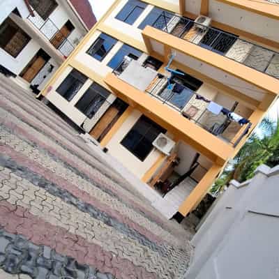 Nyumba ya vyumba vitatu inapangishwa Mbezi, Dar Es Salaam