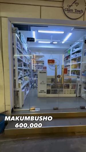 Duka linapangishwa Makumbusho, Dar Es Salaam