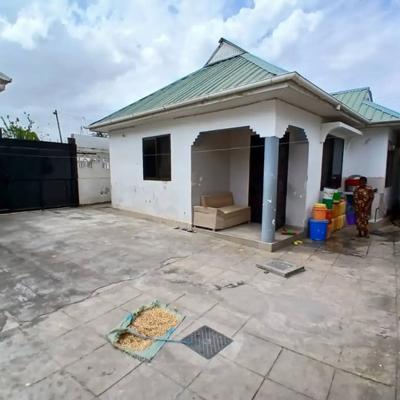 2 Bedrooms House for Rent in Kimara Suka, Dar Es Salaam