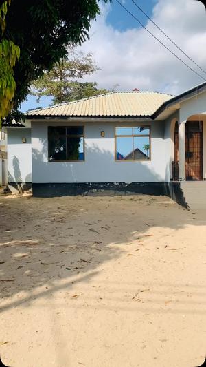Nyumba ya vyumba vitatu inapangishwa Bunju Beach Moga, Dar Es Salaam Nyumba ya vyumba vitatu inapangishwa Bunju Beach Moga, Dar Es Salaam