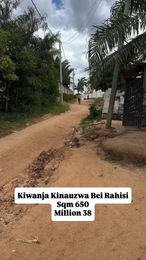 Kiwanja kinauzwa Goba Kwarobart, Dar Es Salaam sqm 650