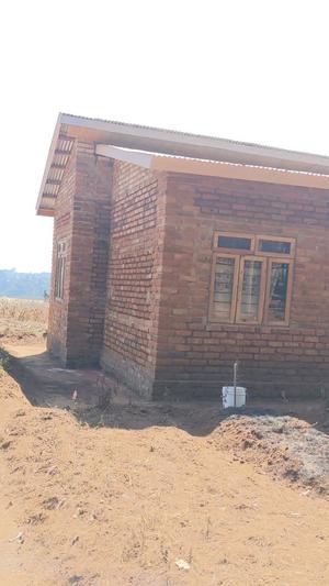 Nyumba ya vyumba vitatu inauzwa Njombe Town (420 sqm) Nyumba ya vyumba vitatu inauzwa Njombe Town (420 sqm)