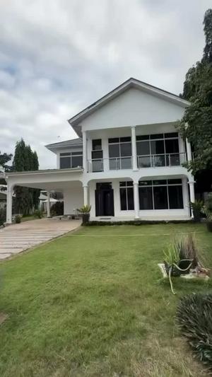 3 Bedrooms House for Sale in Mbezi Beach, Dar Es Salaam (950 sqm) 3 Bedrooms House for Sale in Mbezi Beach, Dar Es Salaam (950 sqm)