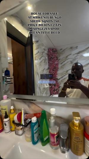 5 Bedrooms House for Sale in Mbweni Ubungo, Dar Es Salaam (750 sqm)