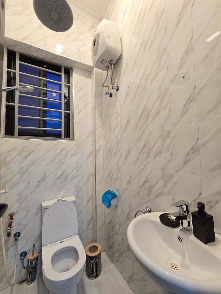 media -8 media -8