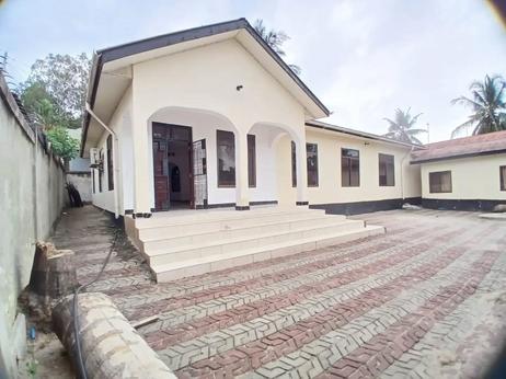 Nyumba ya vyumba vinne inapangishwa Kimara Stop Over, Dar Es Salaam Nyumba ya vyumba vinne inapangishwa Kimara Stop Over, Dar Es Salaam