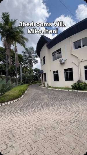 Villa (Furnished) ya vyumba vitatu inapangishwa Mikocheni, Dar Es Salaam