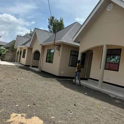 Apartment ya vyumba vitatu inapangishwa Mateves, Arusha