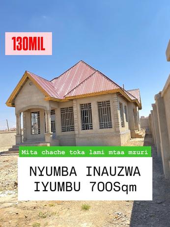 4 Bedrooms House for Sale in Iyumbu Mtaa Shule ya Mfano, Dodoma (700 sqm) 4 Bedrooms House for Sale in Iyumbu Mtaa Shule ya Mfano, Dodoma (700 sqm)