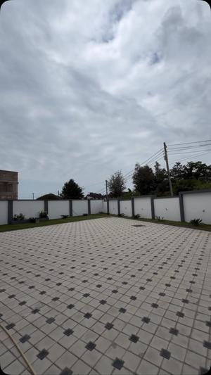 Nyumba ya vyumba vitano inauzwa Mbweni JKT, Dar Es Salaam (1100 sqm) Nyumba ya vyumba vitano inauzwa Mbweni JKT, Dar Es Salaam (1100 sqm)