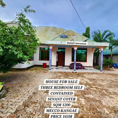 Nyumba ya vyumba vitatu inauzwa Mecco, Mwanza