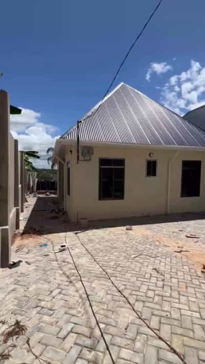 Nyumba ya vyumba viwili inapangishwa Salasala, Dar Es Salaam