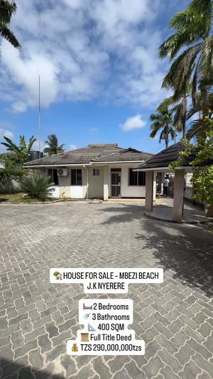 Nyumba ya vyumba viwili inauzwa Mbezi Beach J.K Nyerere, Dar Es Salaam (400 sqm) Nyumba ya vyumba viwili inauzwa Mbezi Beach J.K Nyerere, Dar Es Salaam (400 sqm)