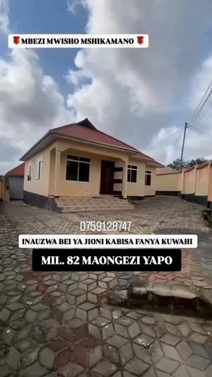 3 Bedrooms House for Sale in Mbezi Magufuli Mshikamano, Dar Es Salaam (500 sqm) 3 Bedrooms House for Sale in Mbezi Magufuli Mshikamano, Dar Es Salaam (500 sqm)