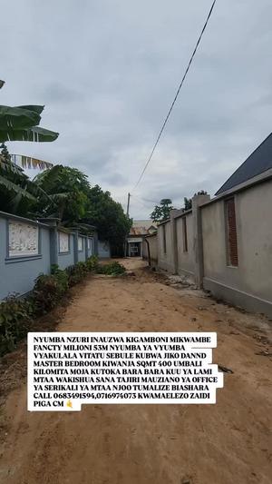 Nyumba ya vyumba vitatu inauzwa Mikwambe, Dar Es Salaam (400 sqm)