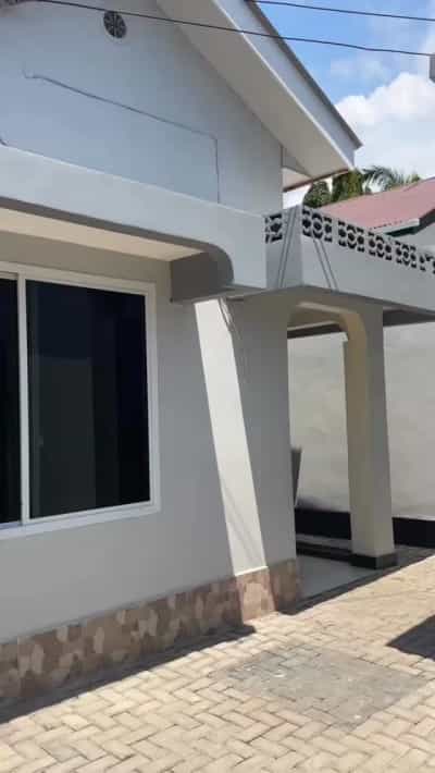 3 Bedrooms House for Rent in Mbezi beach Massana, Dar Es Salaam