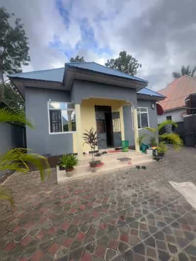 Nyumba ya vyumba vitatu inauzwa Chanika Mwisho, Dar Es Salaam