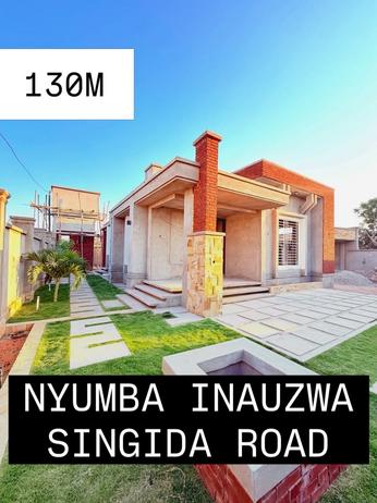 Nyumba ya vyumba viwili inauzwa Kizota, Dodoma (550 sqm)