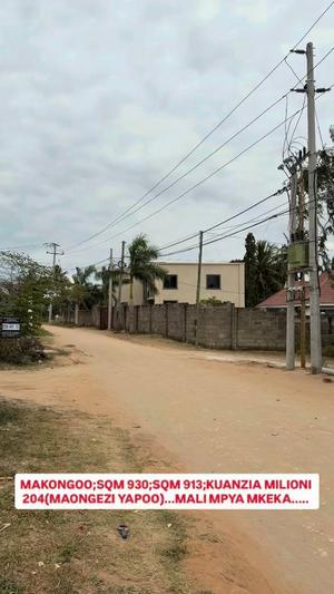 Viwanja vinauzwa Makongo, Dar Es Salaam sqm 930