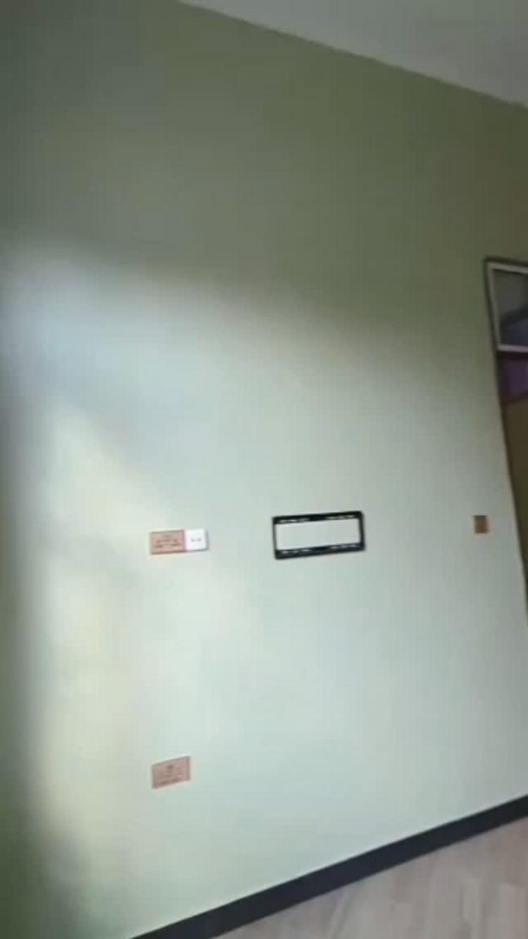 media -1 media -1