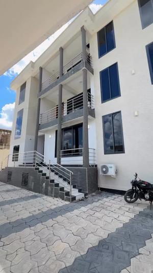 Apartment ya vyumba viwili inapangishwa Mbezi Beach Massana, Dar Es Salaam Apartment ya vyumba viwili inapangishwa Mbezi Beach Massana, Dar Es Salaam