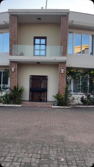Villa (Furnished) ya vyumba vinne inapangishwa Mbezi Beach, Dar Es Salaam