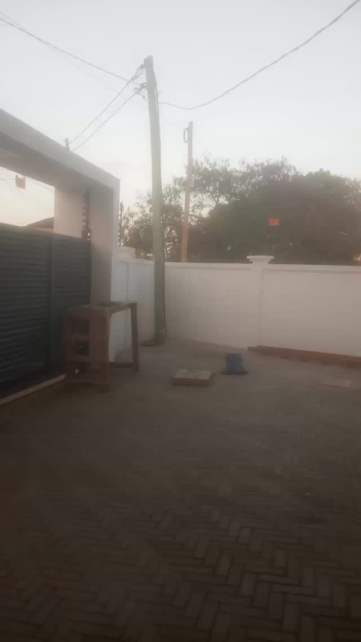 Nyumba ya vyumba vitatu inapangishwa Sinza, Dar Es Salaam