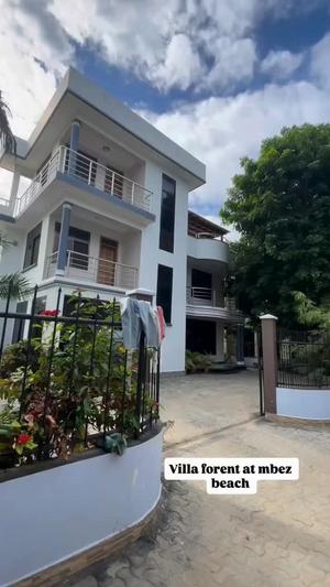 Villa ya vyumba vinne inapangishwa Mbezi Beach Chini, Dar Es Salaam