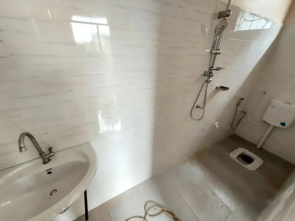 media -6