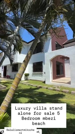 5 Bedrooms Villa for Sale in Mbezi Beach, Dar Es Salaam (1300 sqm)