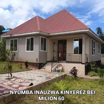 Nyumba ya vyumba vitatu inauzwa Kinyerezi Kifuru King'azi, Dar Es Salaam (500 sqm)