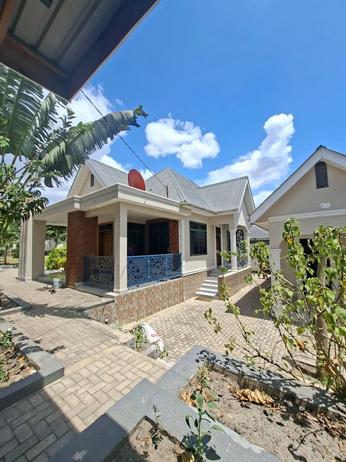 Nyumba ya vyumba vitatu inapangishwa Mbezi Mwisho, Dar Es Salaam Nyumba ya vyumba vitatu inapangishwa Mbezi Mwisho, Dar Es Salaam