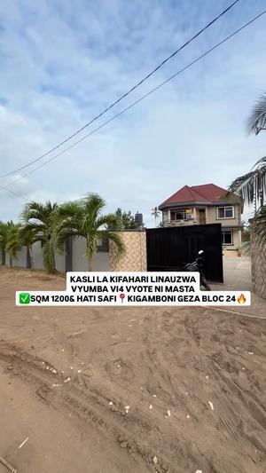 Nyumba ya vyumba vinne inauzwa Kigamboni, Geza Block 14, Dar Es Salaam (1100 sqm) Nyumba ya vyumba vinne inauzwa Kigamboni, Geza Block 14, Dar Es Salaam (1100 sqm)