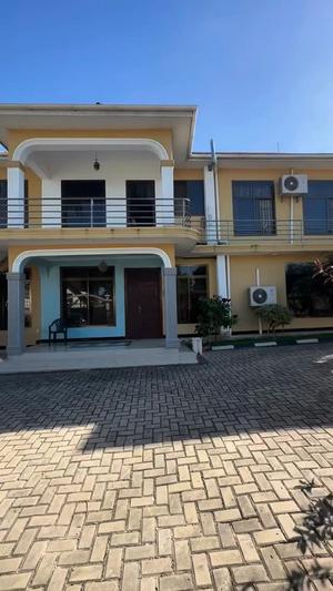 Nyumba/Apartment ya vyumba viwili inapangishwa Mbezi Beach Jogoo, Dar Es Salaam Nyumba/Apartment ya vyumba viwili inapangishwa Mbezi Beach Jogoo, Dar Es Salaam