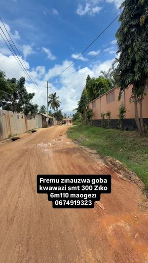 Frame ya Biashara inauzwa Goba, Dar Es Salaam (300 sqm)