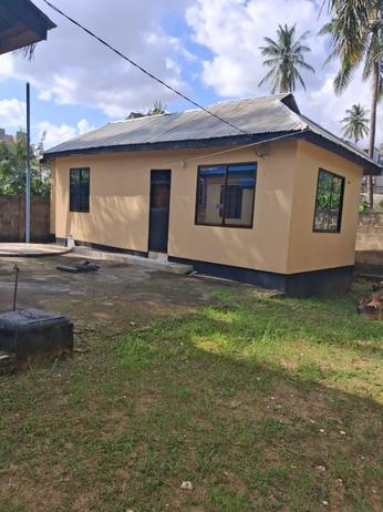 Nyumba/Apartment ya chumba kimoja inapangishwa Kimara Baruti, Dar Es Salaam Nyumba/Apartment ya chumba kimoja inapangishwa Kimara Baruti, Dar Es Salaam