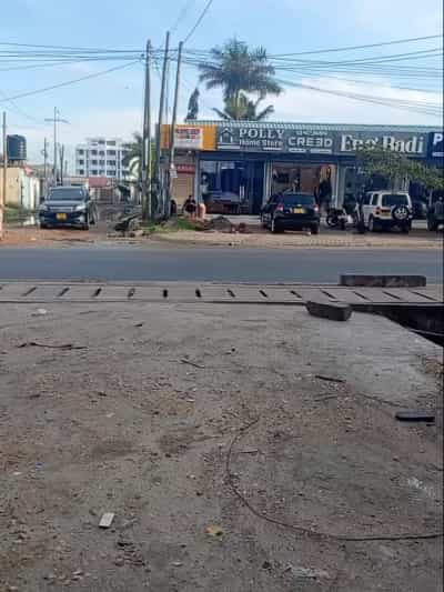 Duka linapangishwa Sinza, Dar Es Salaam
