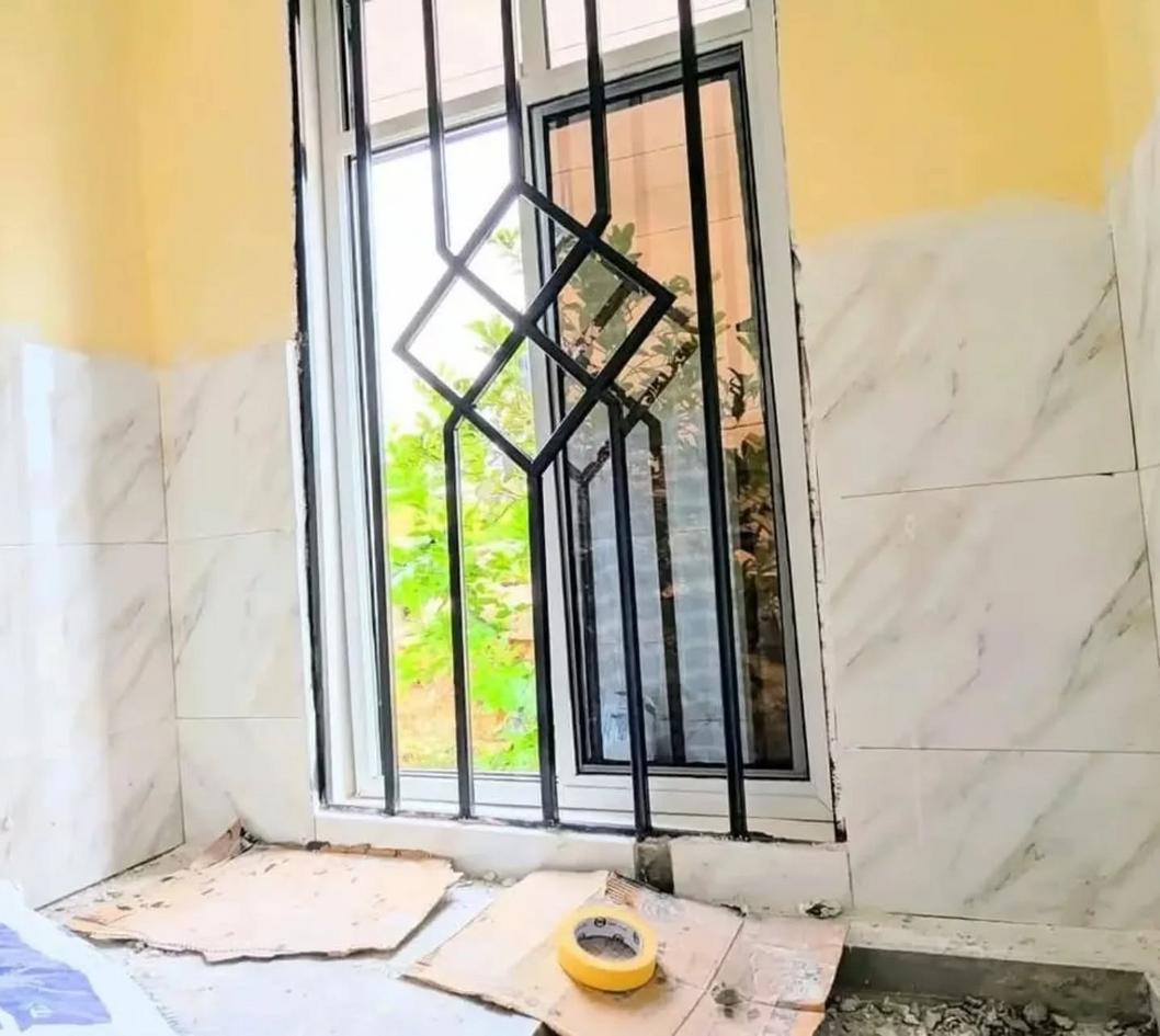 media -7