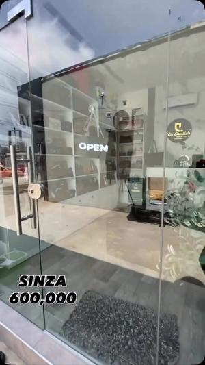 Duka linapangishwa Sinza, Dar Es Salaam