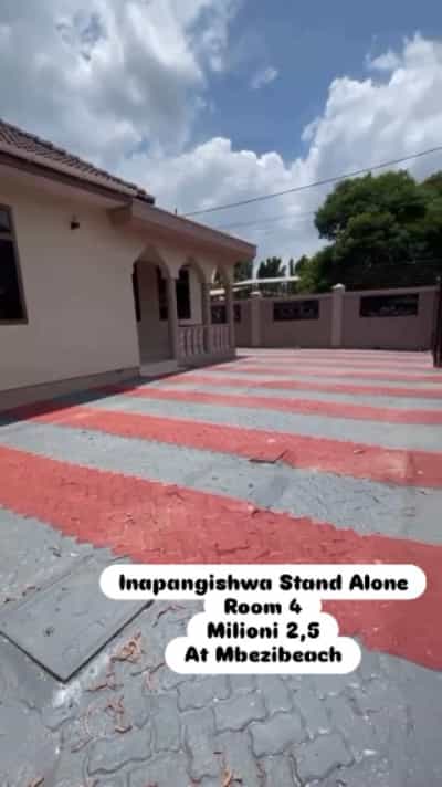 Nyumba ya vyumba vinne inapangishwa Mbezi Beach, Dar Es Salaam Nyumba ya vyumba vinne inapangishwa Mbezi Beach, Dar Es Salaam