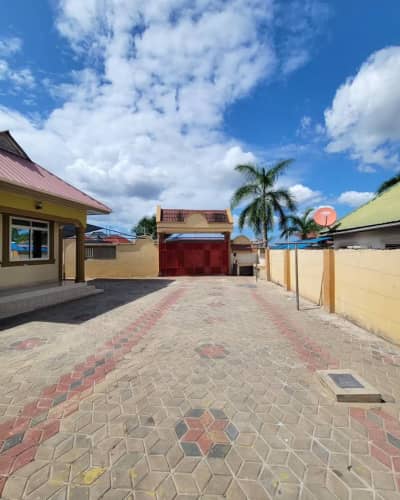 3 Bedrooms House/Apartment for Rent in Tabata, Dar Es Salaam