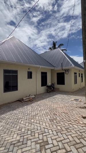 Nyumba ya vyumba viwili inapangishwa Salasala, Dar Es Salaam