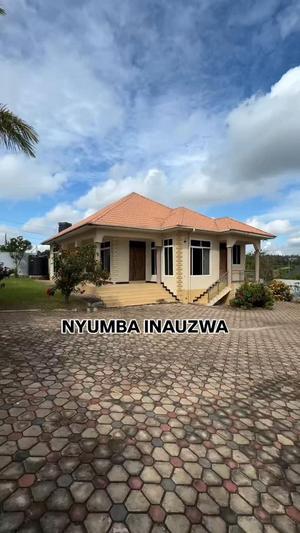 Nyumba ya vyumba vinne inauzwa Salasala, Dar Es Salaam (900 sqm)